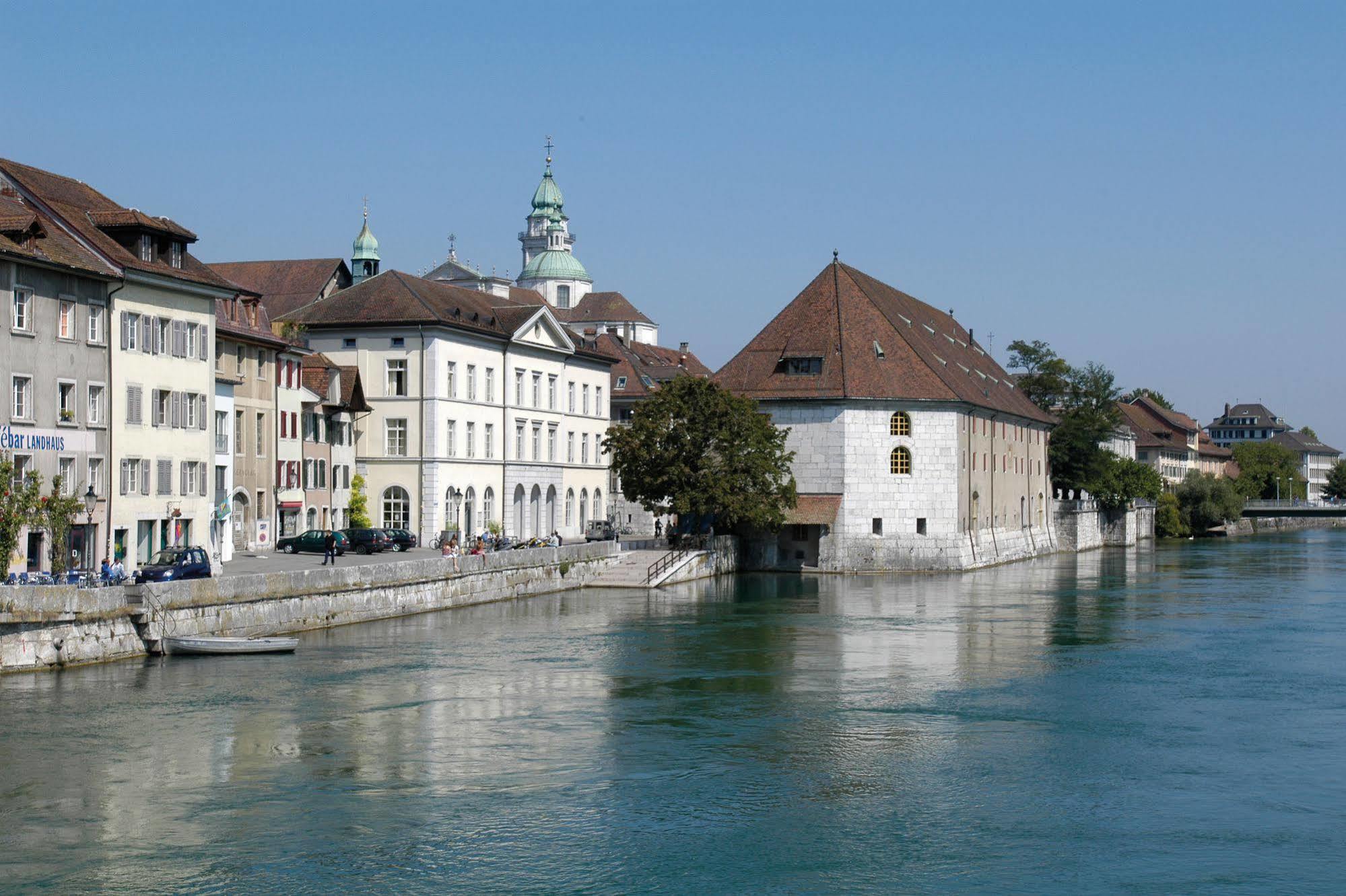 Solothurn Youth Hostel Екстериор снимка