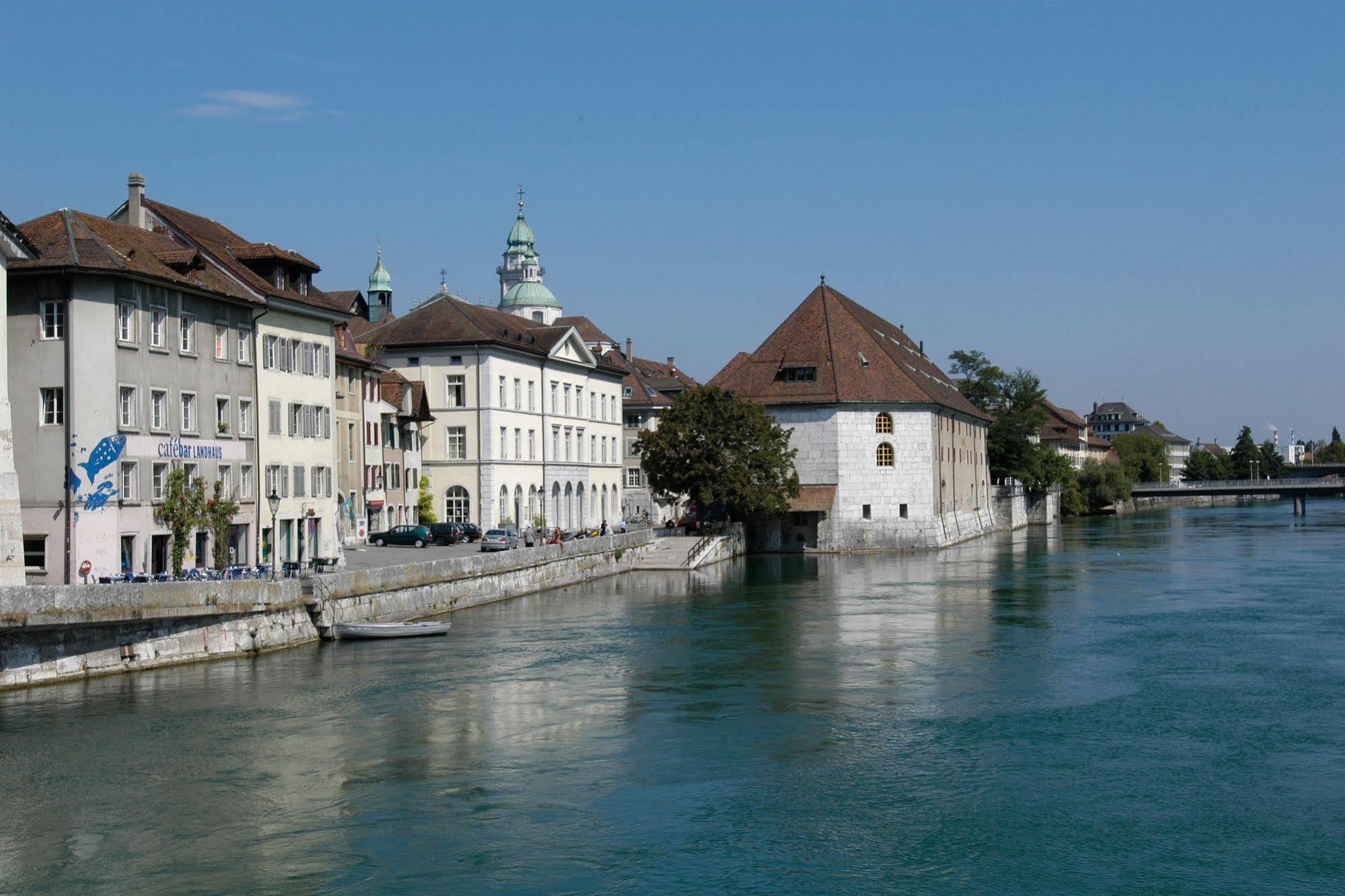 Solothurn Youth Hostel Екстериор снимка