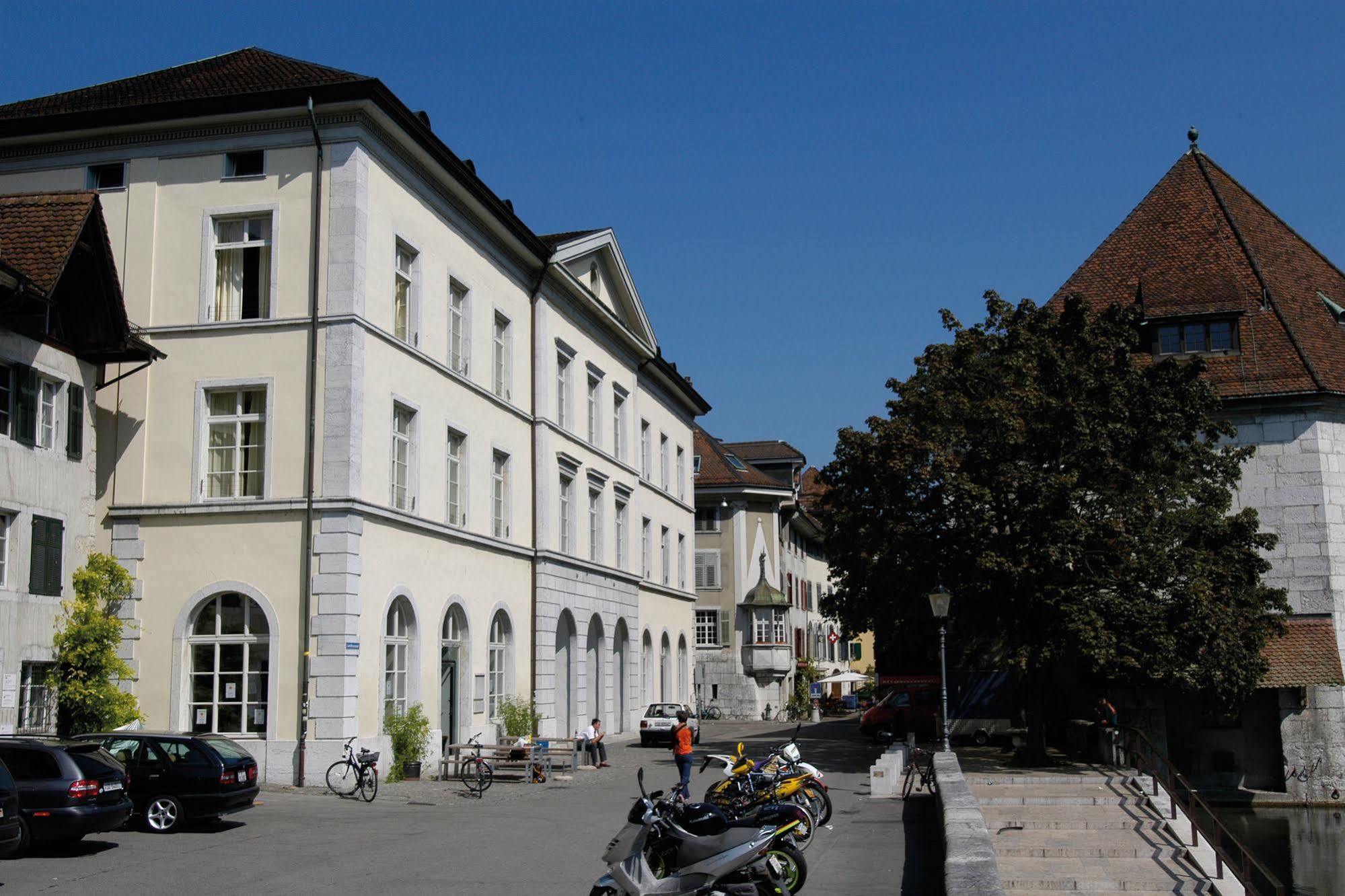 Solothurn Youth Hostel Екстериор снимка