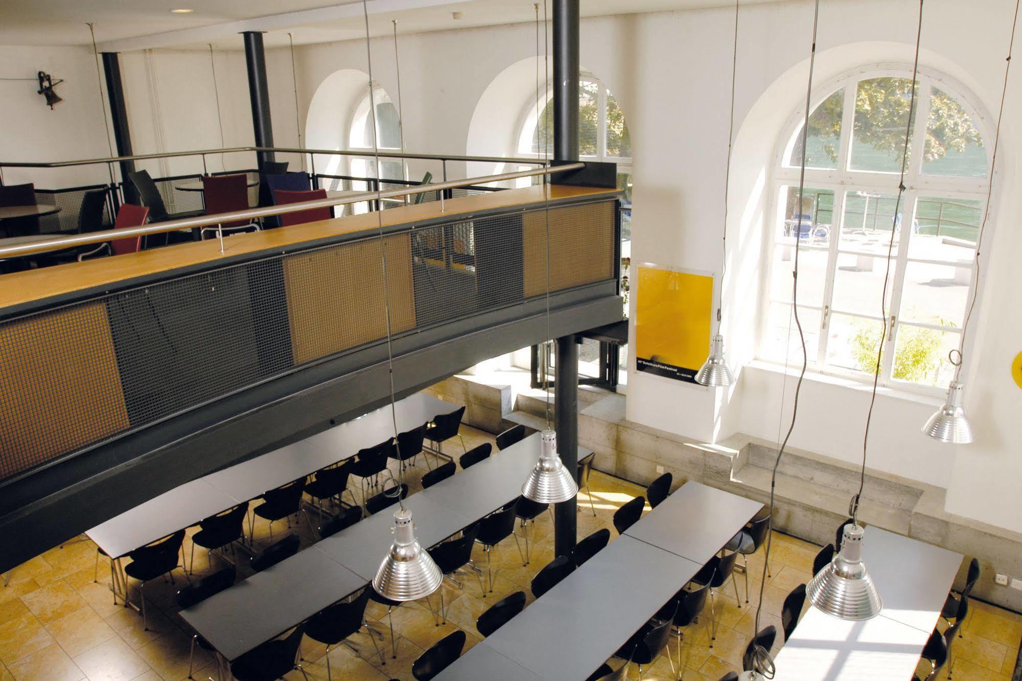 Solothurn Youth Hostel Екстериор снимка