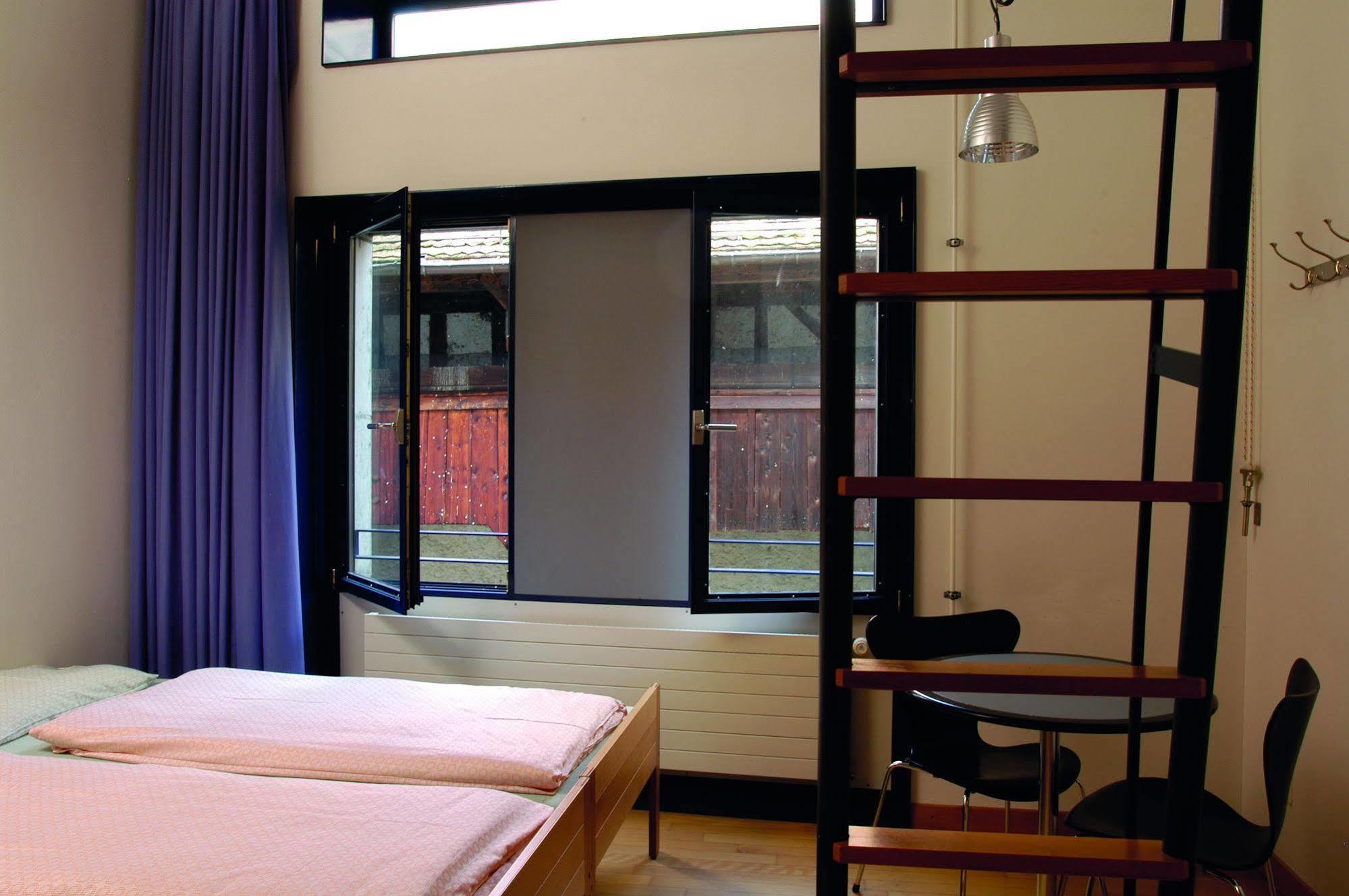 Solothurn Youth Hostel Екстериор снимка
